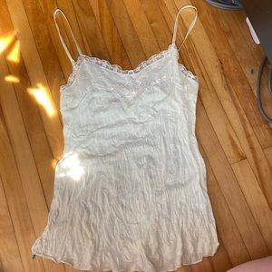 Trendy tank top from the 90s